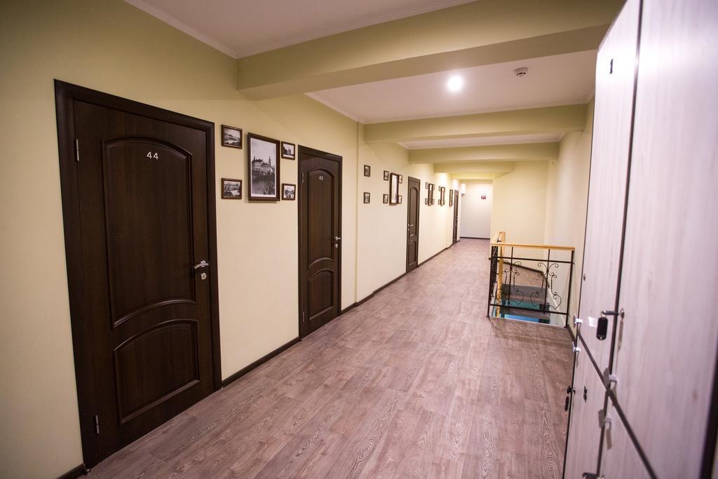Avino Apart - Hostel Lviv Buitenkant foto
