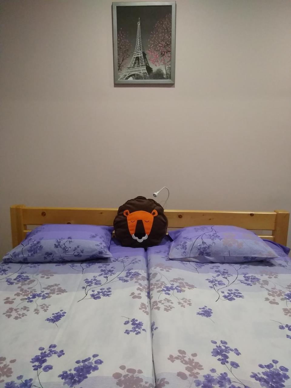 Avino Apart - Hostel Lviv Buitenkant foto