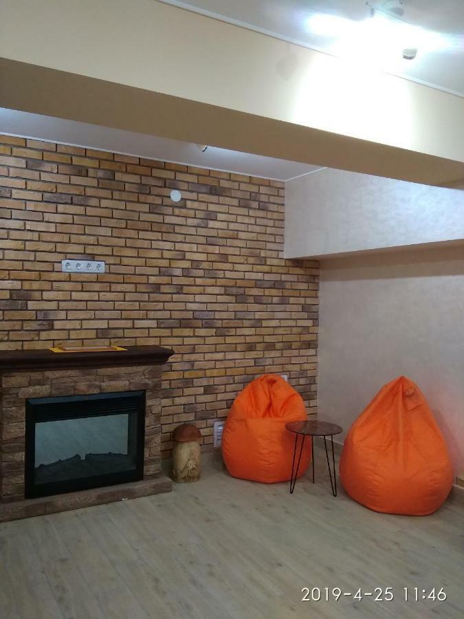 Avino Apart - Hostel Lviv Buitenkant foto